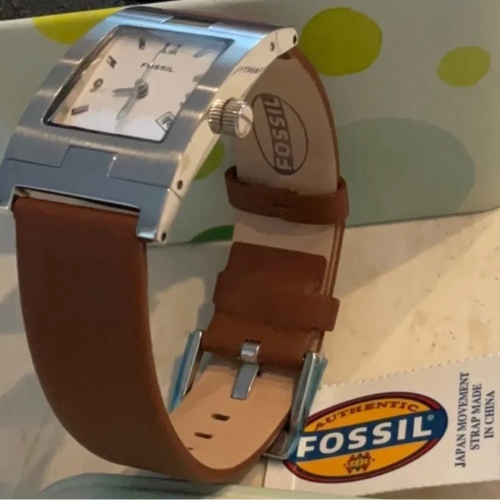 Fossil Watch Rectangle Leather Strap Water Resistant Silver Date New